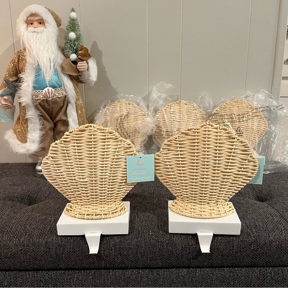 TROPICAL CHRISTMAS BEACH DECOR SEASHELL STOCKING HOLDER NEW - Picture 3 of 5